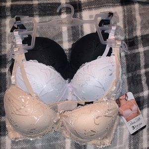 ✨Bundle of 3 push-up bras
